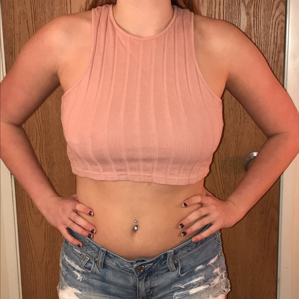 Crop top